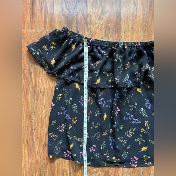 Rebecca Minkoff Multicolored Off The Shoulder Floral Print Top - Picture 4 of 5